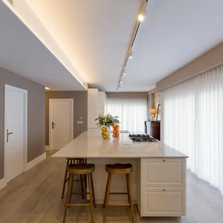Gran Vivienda En La Rambla! * Alicante
